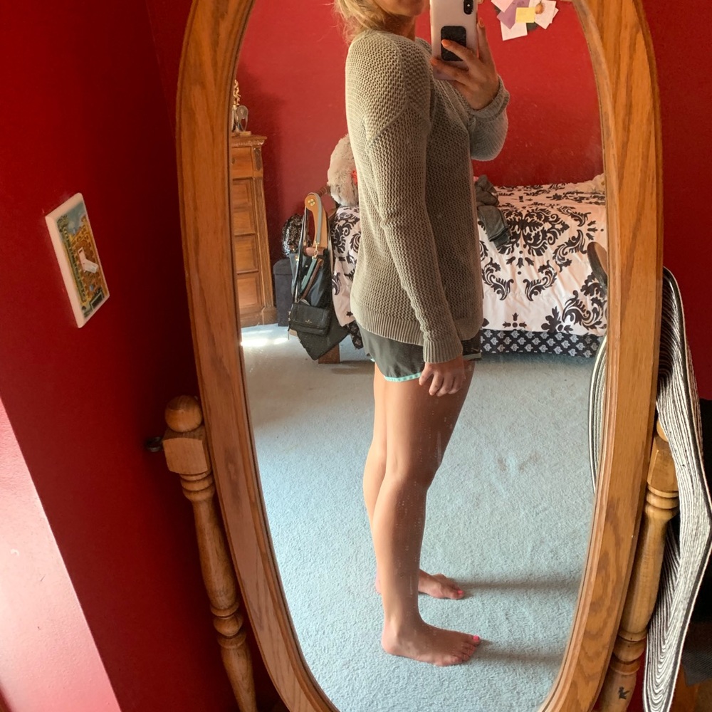 Sweater - Picture 3 of 4